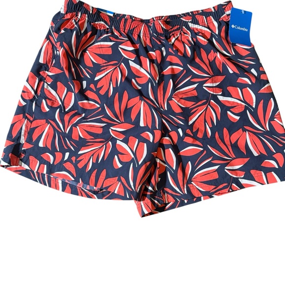 Columbia Pants - Columbia Women's Navy and Red Leaf Pattern Shorts